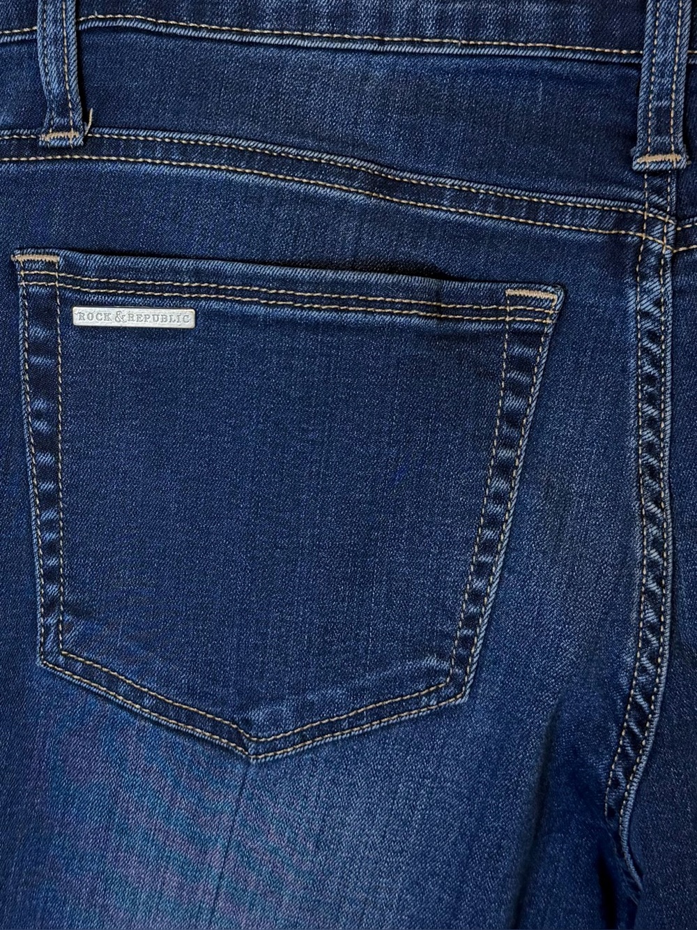 Rock & Republic | Classic High-Rise Skinny Jeans | Size 12 | EUC | Denim Casual - Picture 4 of 6